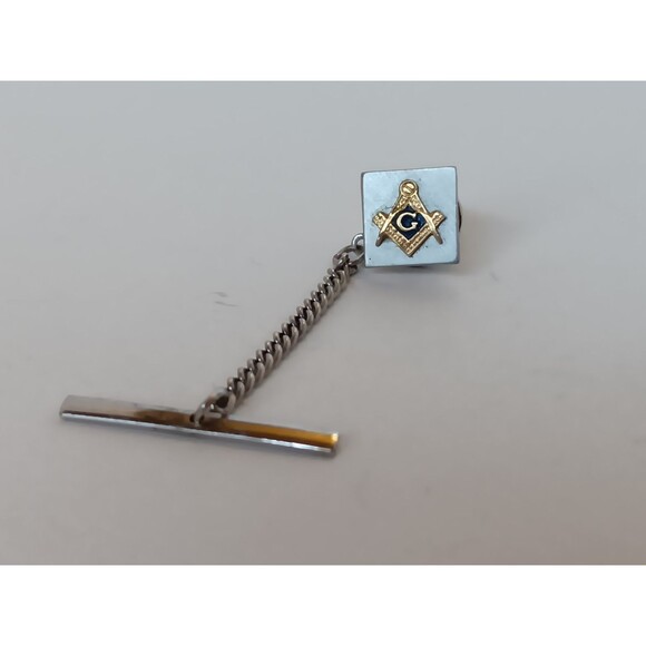 Vintage Masonic Square & Compass Tie Tac / Lapel Pin 12 mm - Picture 2 of 12